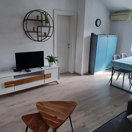Apartment Roza Cres Exterior photo