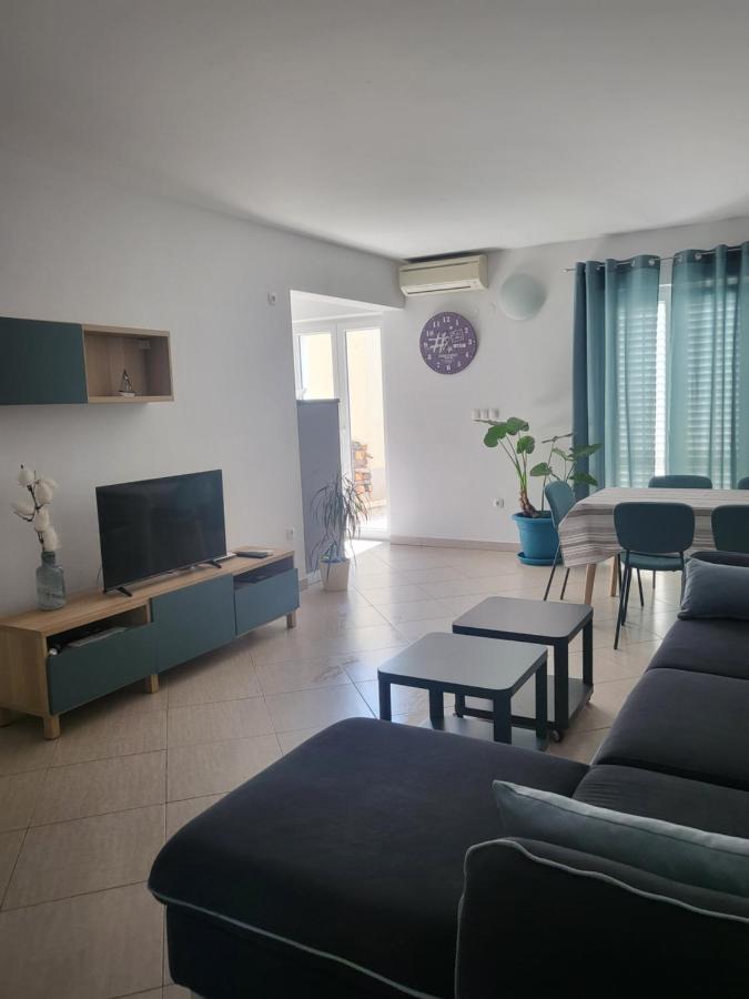 Apartment Roza Cres