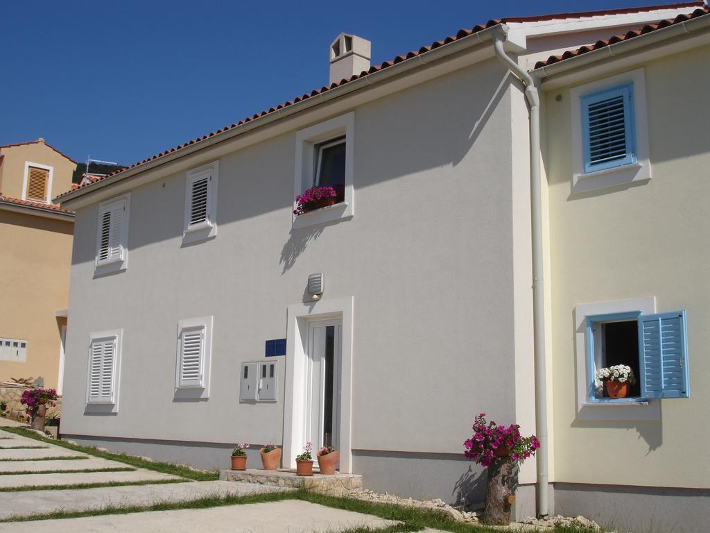 Roza Apartment