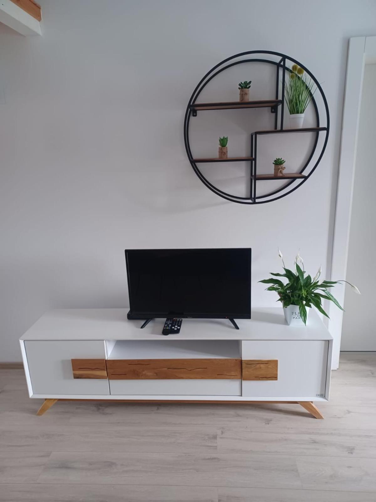 Apartment Roza Cres