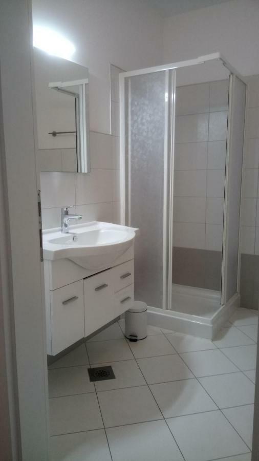 Apartment Roza Cres